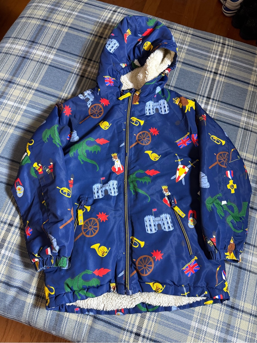Mini Boden Cosy Sherpa-lined Anorak London jacket 7-8 years